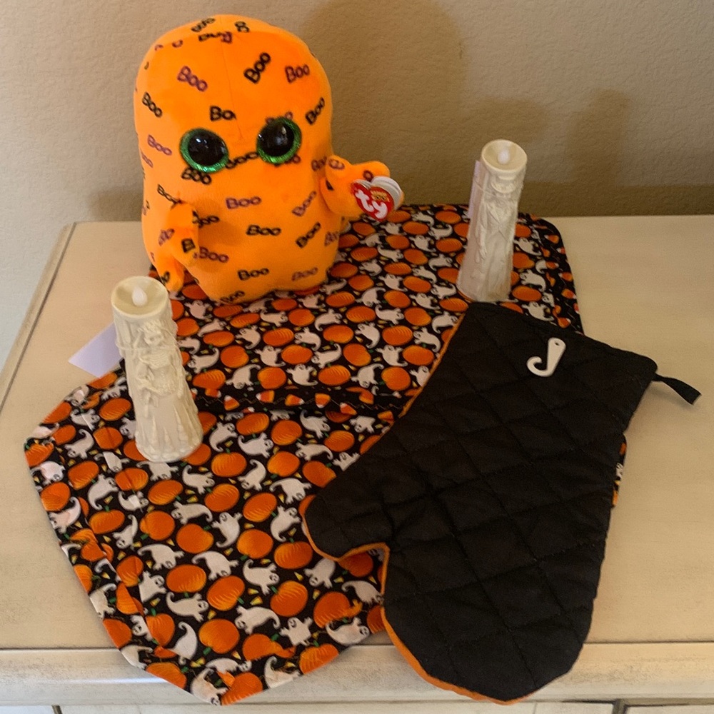 6 pc Ty Orange Boo Plush Halloween Kitchen table placemat ghost candles mitt lot - Picture 4 of 16